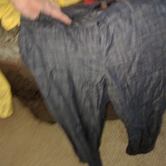 Capris - Picture 3 of 3